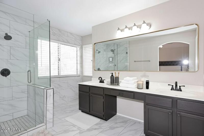 virtual master bathroom