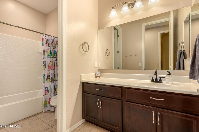 Full Guest bath