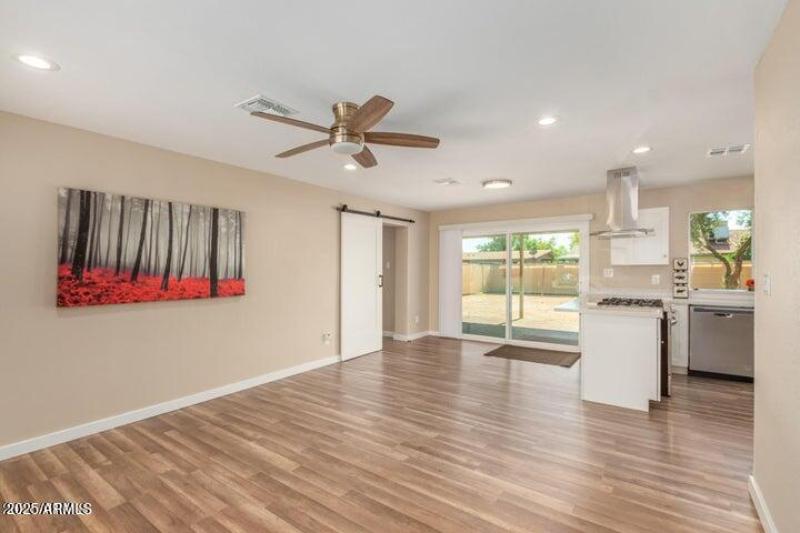 20211003160314014657000000-o