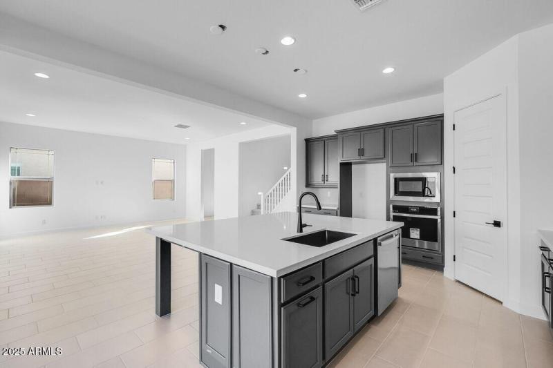 hj-az-phoenix-aloravita-south-discovery-