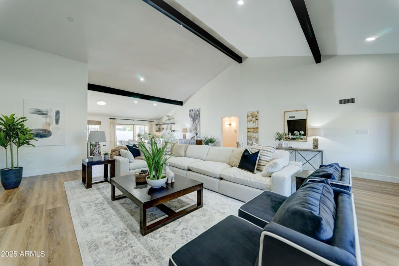 7832 E Via Del Futuro -6