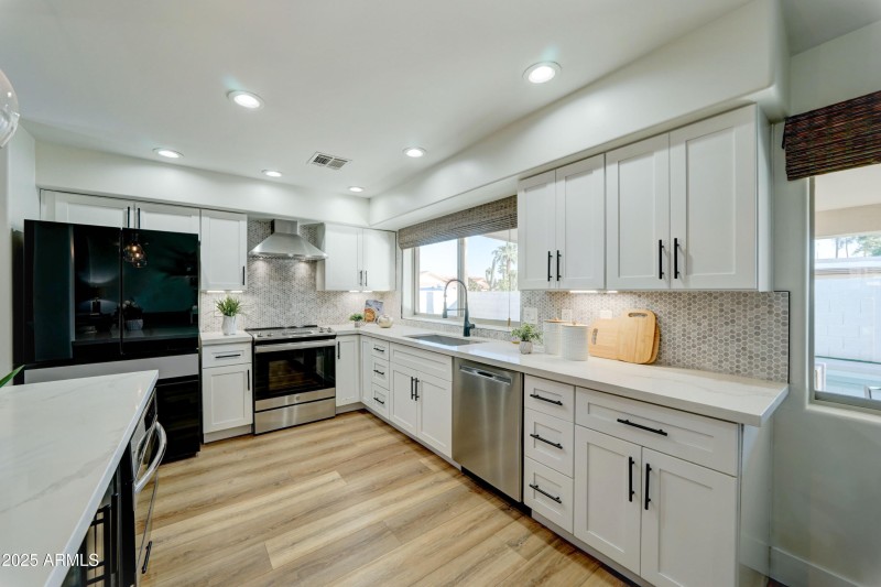 7832 E Via Del Futuro -12