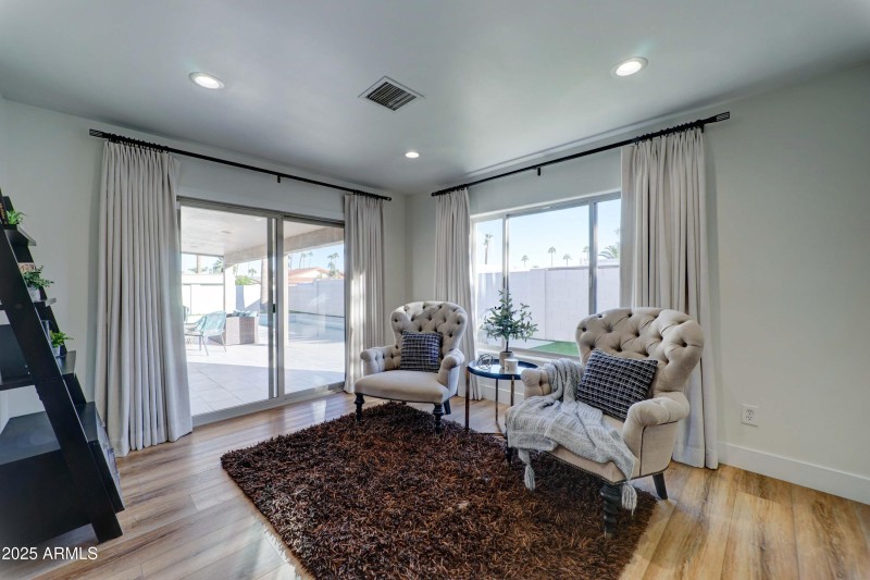 7832 E Via Del Futuro -20