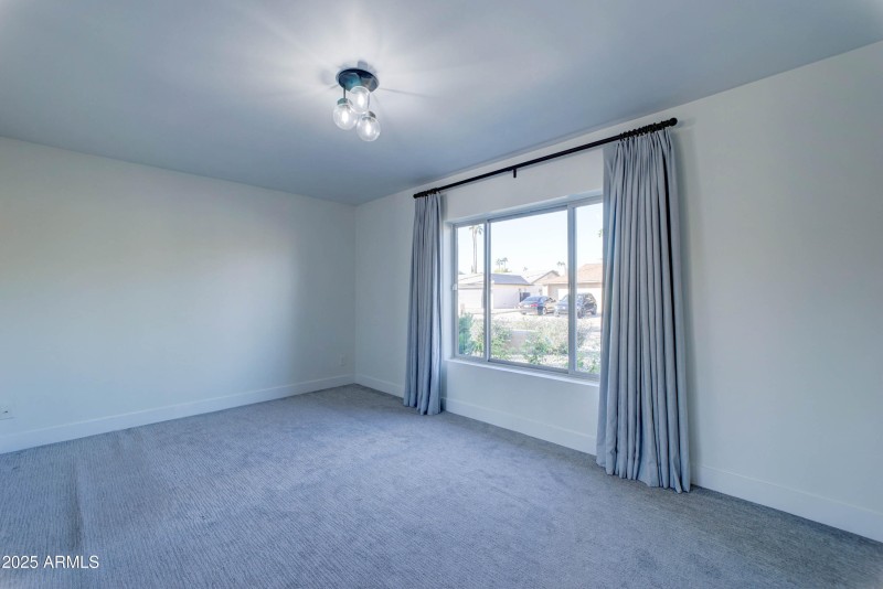 7832 E Via Del Futuro -25