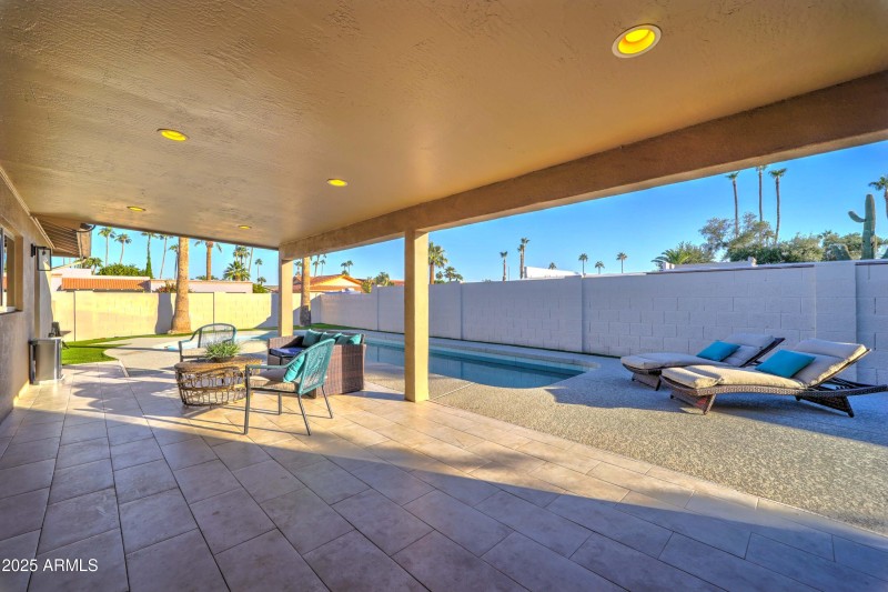 7832 E Via Del Futuro -36