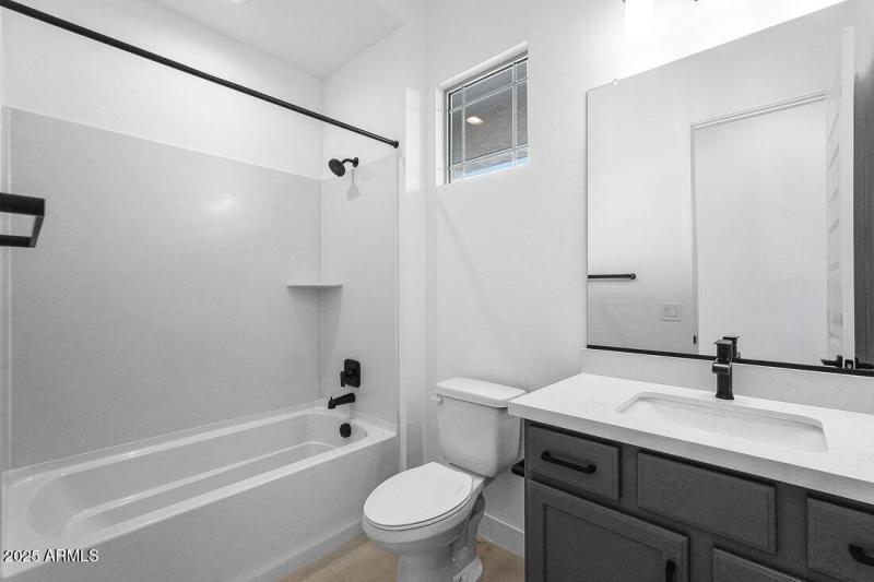 hj-az-phoenix-aloravita-south-discovery-