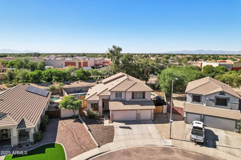 40-web-or-mls-W Beaubien Dr-S2610-050