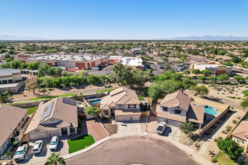 41-web-or-mls-W Beaubien Dr-S2610-051