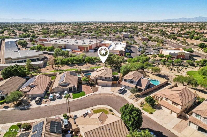 50-web-or-mls-W Beaubien Dr-S2610-063