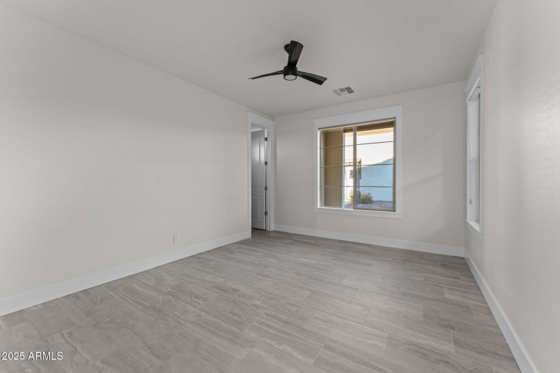 70-web-or-mls-DSC08987