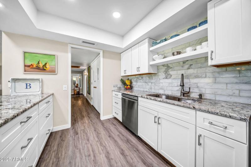 13014 W Desert Glen Dr-18