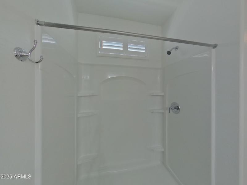 8_pc_Sx6Euak7Fl_fhXeEcv9pC_layout_0