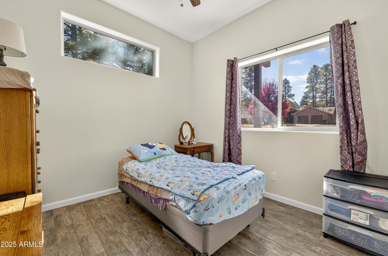 2868 W Highland Meadows Dr