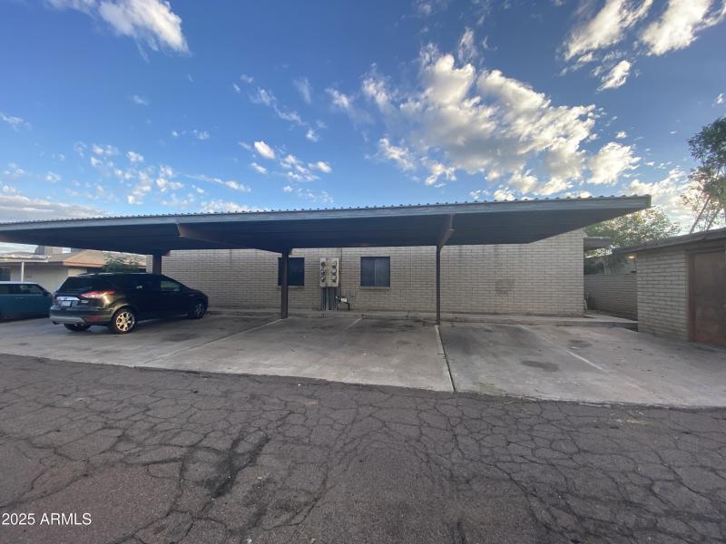 20251023_000437076_iOS