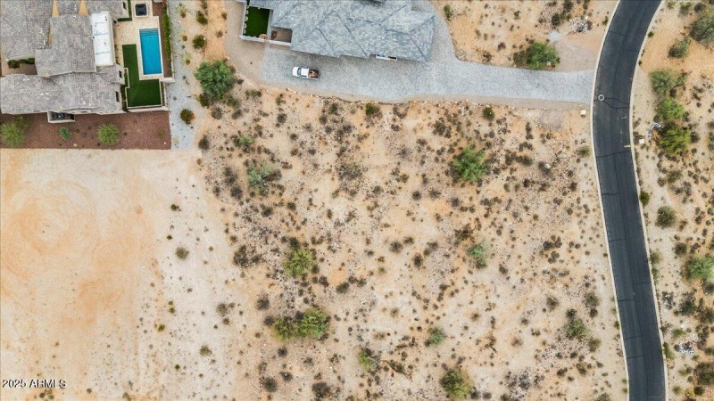 15-DJI_20251010121245_0302_D