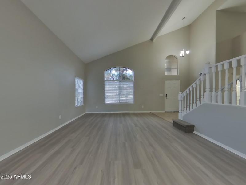 1_pc_Q7bE5sG8vP_UMzFRBH0Rp_layout_1