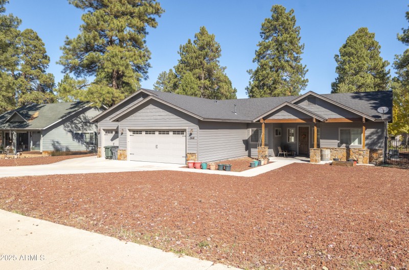 2868 W Highland Meadows Dr