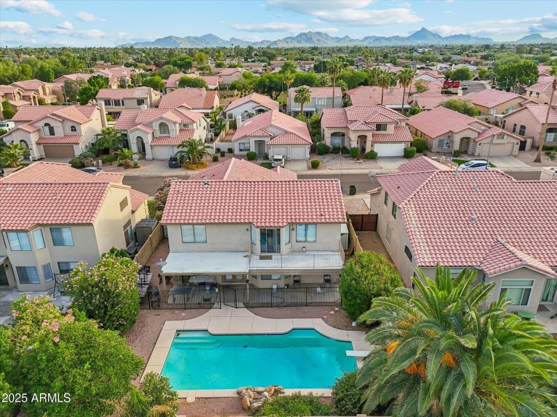 06-DJI_20251022160011_0043_D