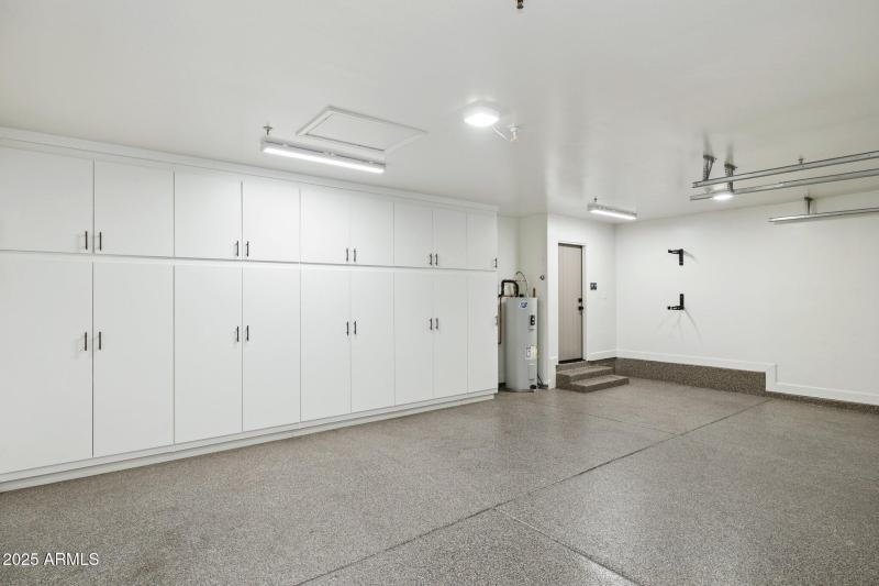 37-web-or-mls-8894-e-wood-dr