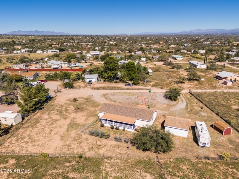 7-web-or-mls-Aerial-Pleasant View Ln-7