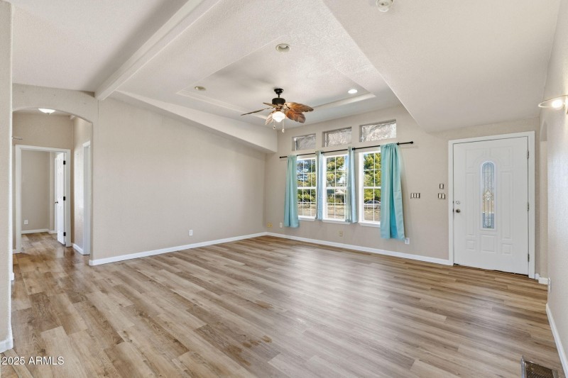 20-web-or-mls-Pleasant View Ln-12