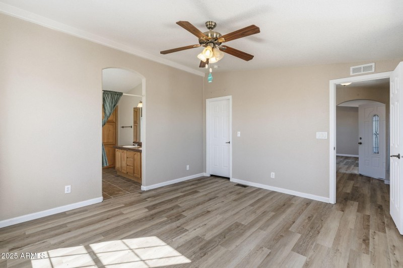 38-web-or-mls-Pleasant View Ln-30