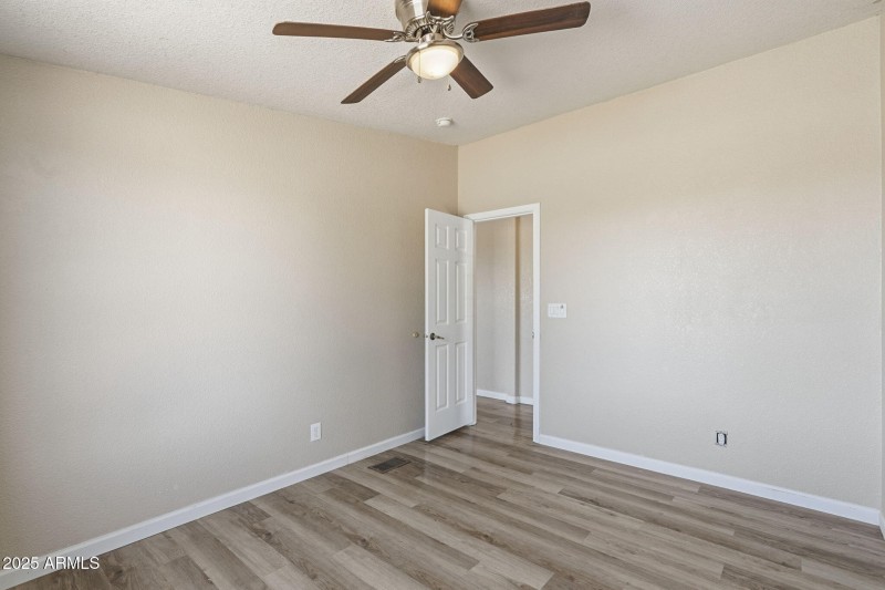 46-web-or-mls-Pleasant View Ln-38