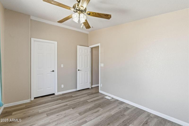 49-web-or-mls-Pleasant View Ln-41