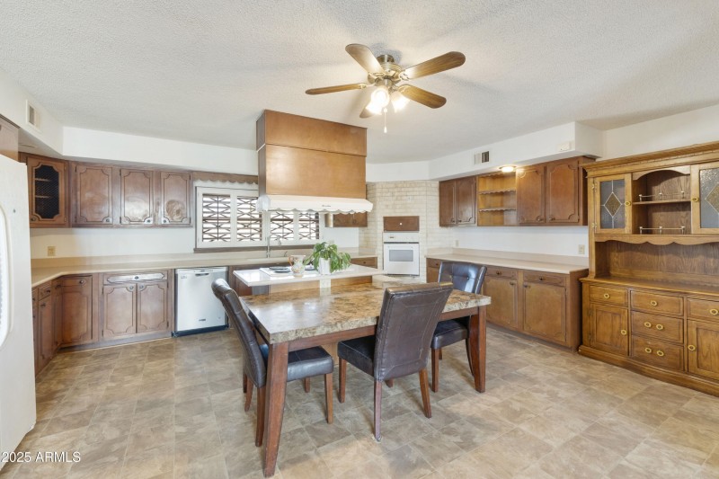 51-print-dlb_7436-dlb_7440