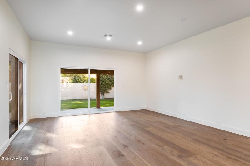 4525 N 66th St Unit 95-5