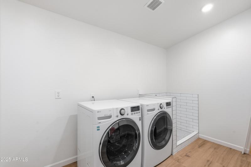 37-print-038_ListerPros