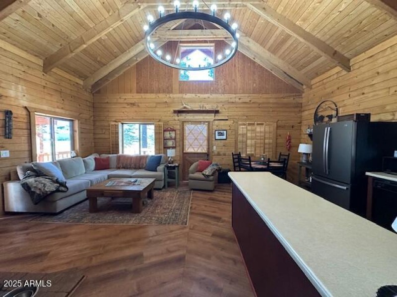 Wow! Great living Rm/Kitchen/DR