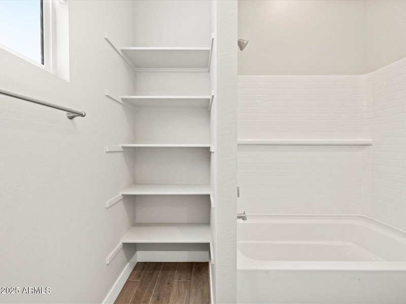 Bath 2 with Storage
