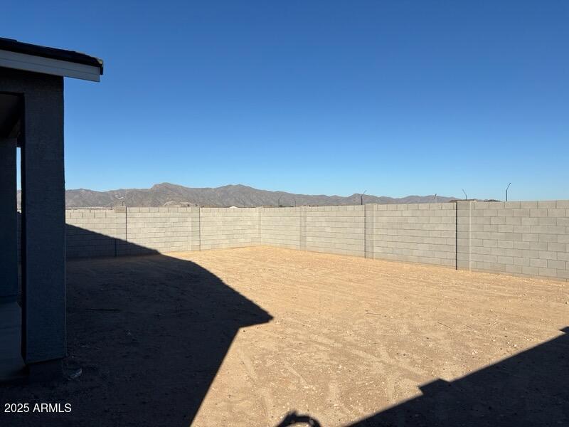 17628 W MARIPOSA Drive