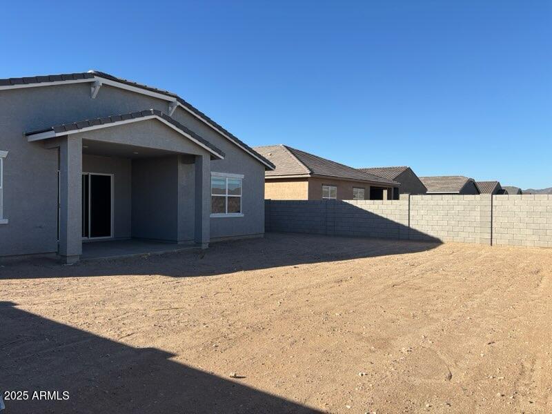 17628 W MARIPOSA Drive