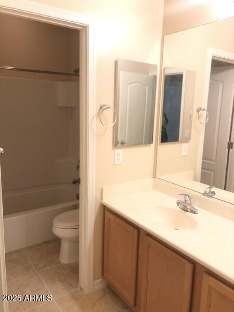 21+Guest+Bathroom