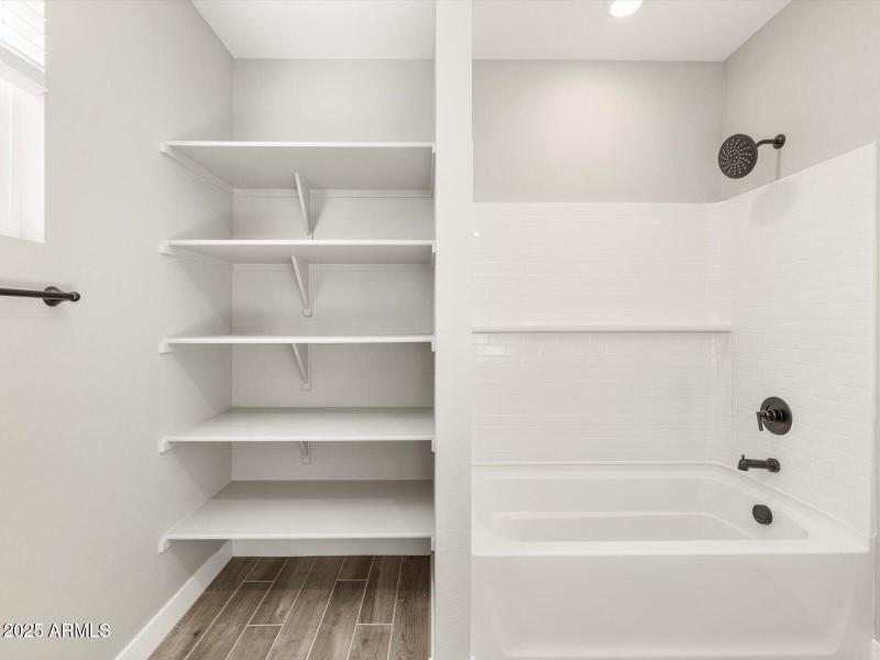 Bath 2 with Storage