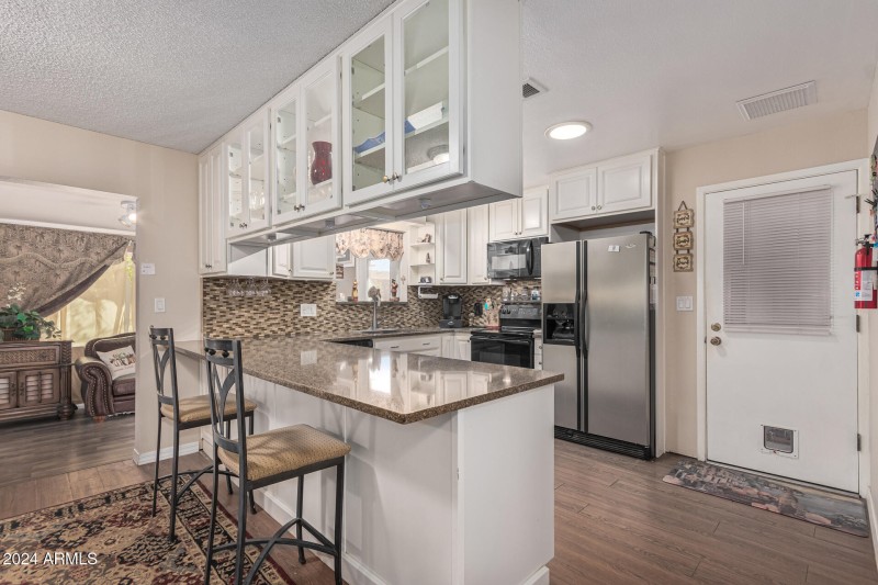 Lots of Counter Space