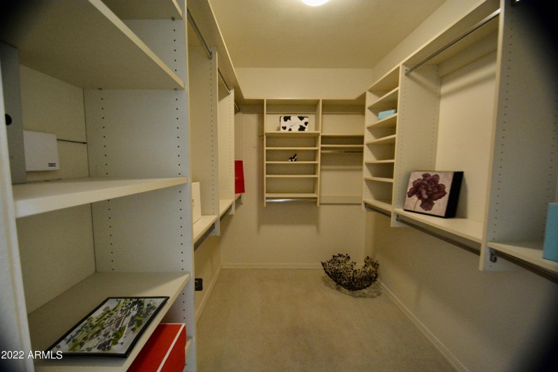 Spacious Master Bedroom Walk In Closet