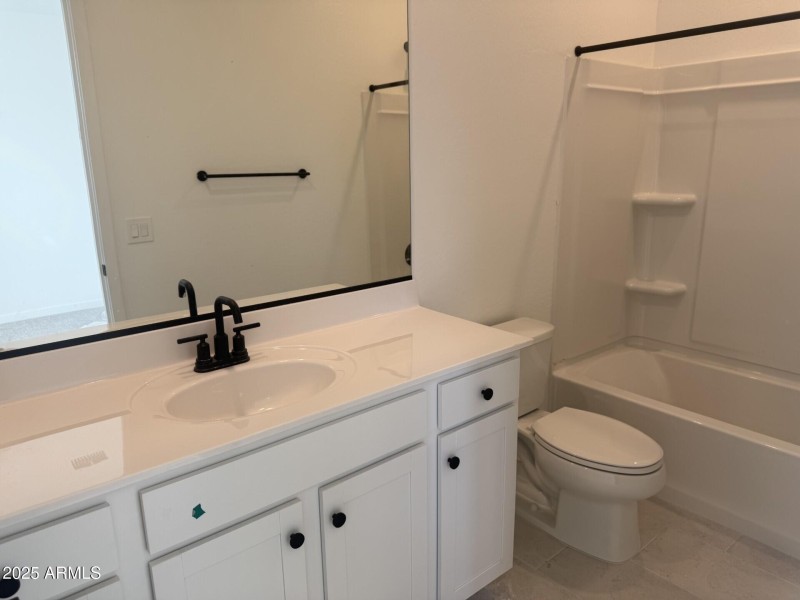 Lot 137 Onsuite Bath