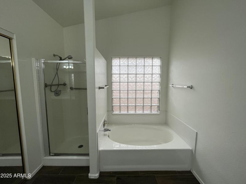 4463459F-B00D-4A6B-9A57-490FF4AD1D77