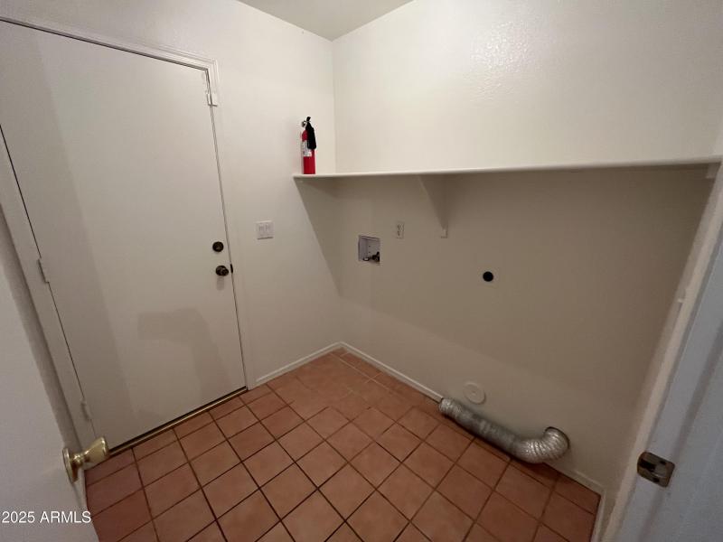 F8747896-8A62-4319-B29B-5DFC963772F1