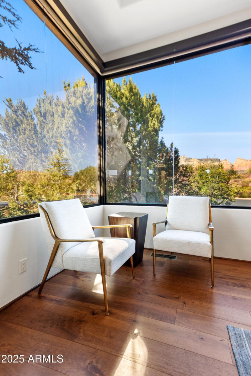 209 Calle Francesca - Living room