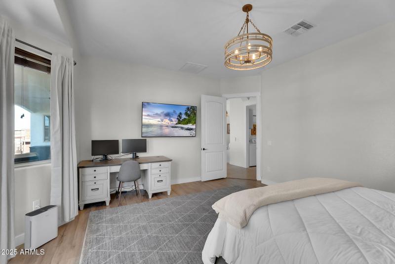 22-web-or-mls-Mews-19