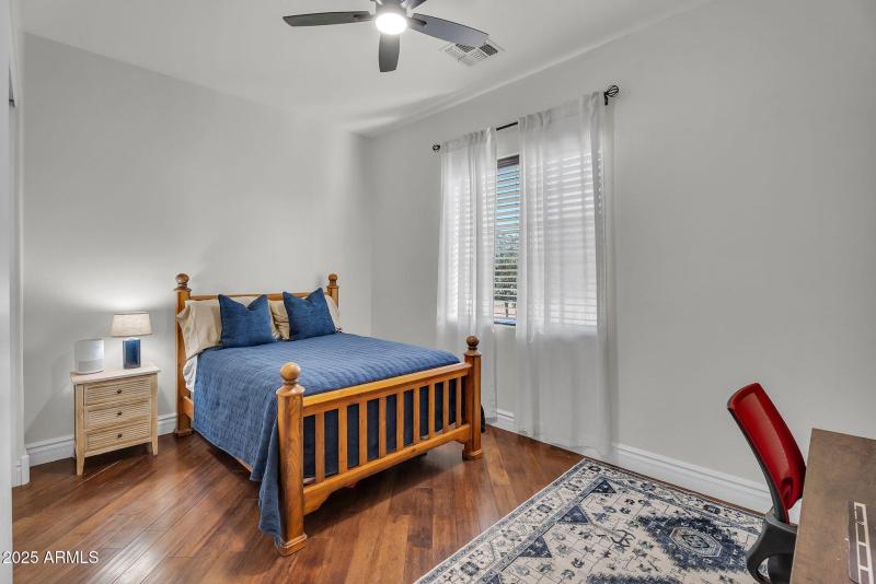 39-web-or-mls-Mews-37