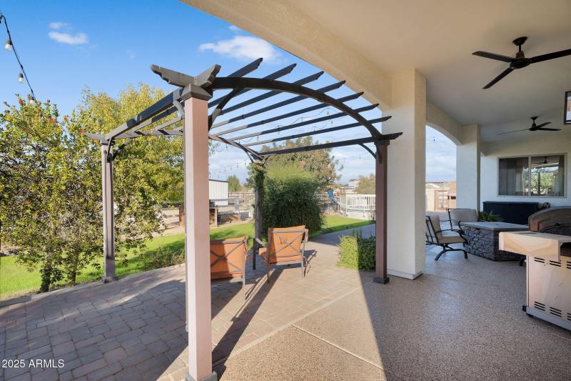 49-web-or-mls-Mews-44