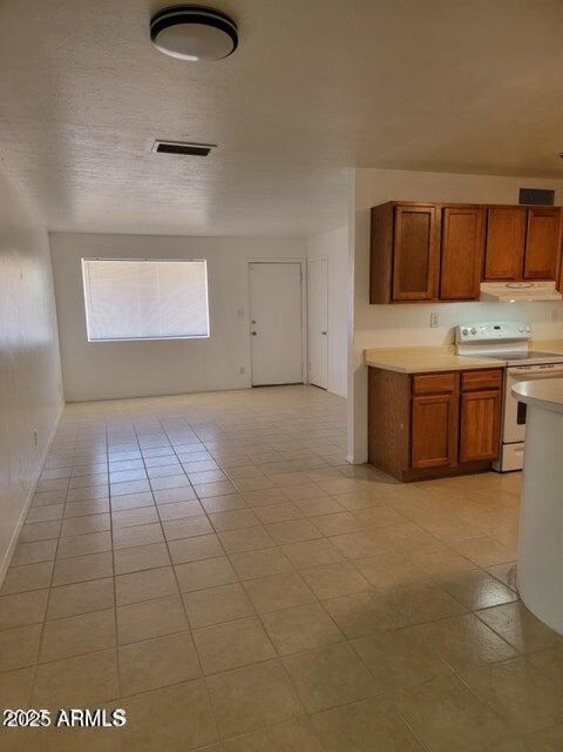 Kitchen, Dining & Living rm