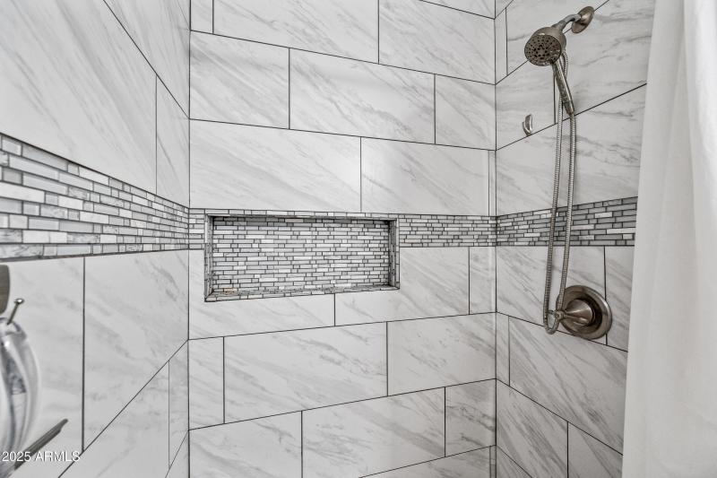 43-2210EVD-ocupix-SEQ