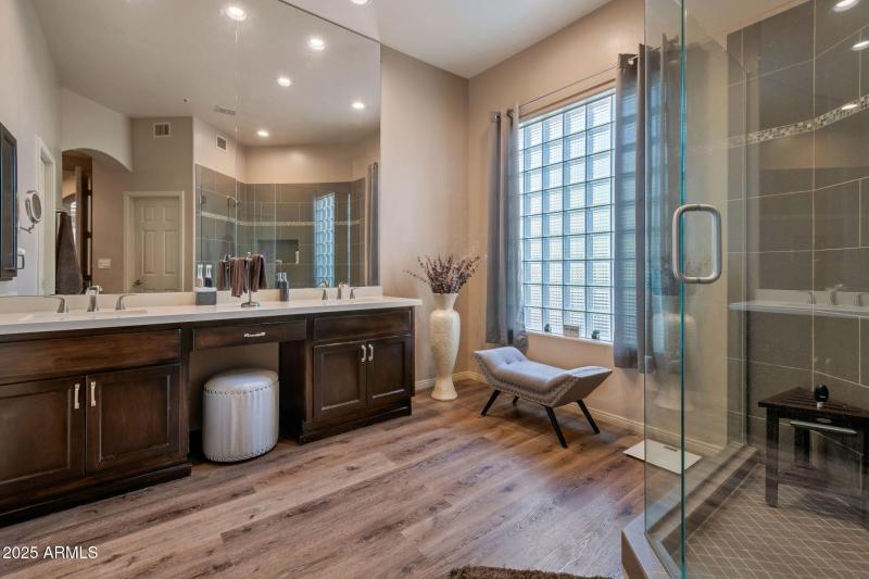 9467N115thPl_WS (15)