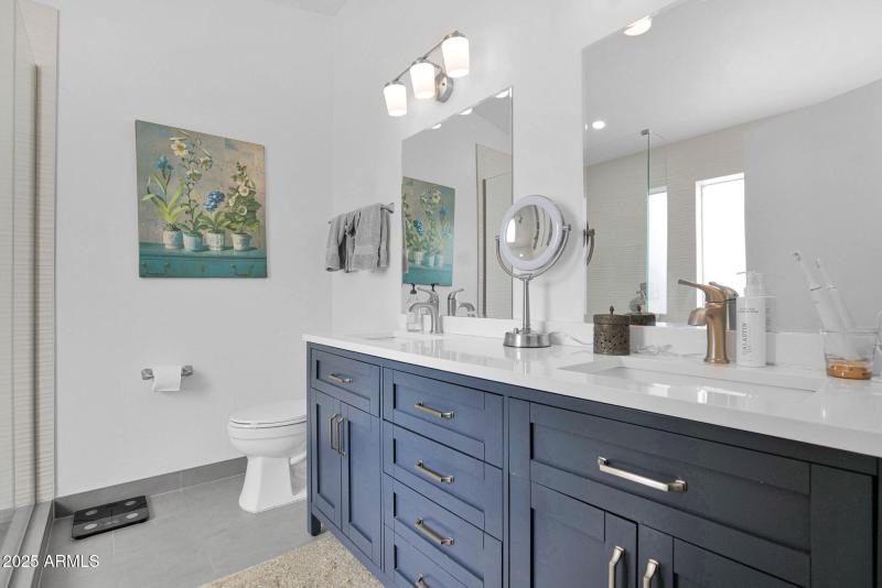 7-web-or-mls-P1326989